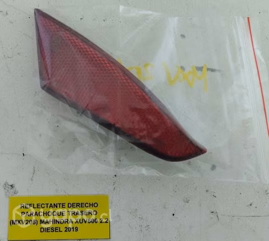 Reflectante Der Parachoque Tras (MXV206) XUV500