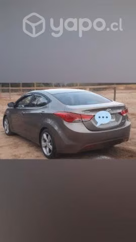 Vendo Hyundai Elantra 2011