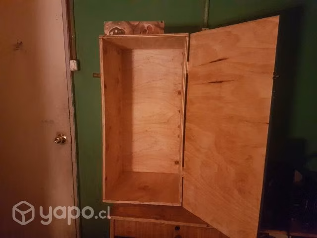 Caja de madera grande 80x40 recien barnizada