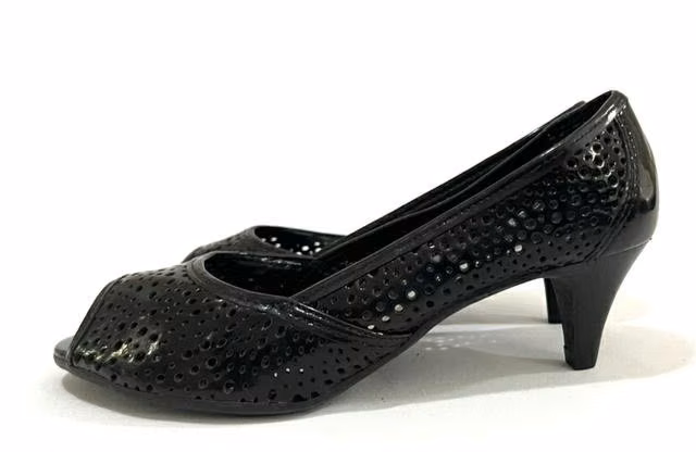 Zapato De Cuero Marca Via Uno N*37 Negro