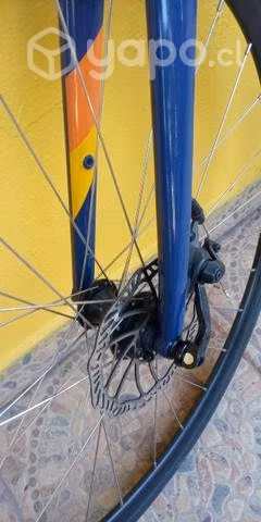 Bicicleta ruta GT Sport