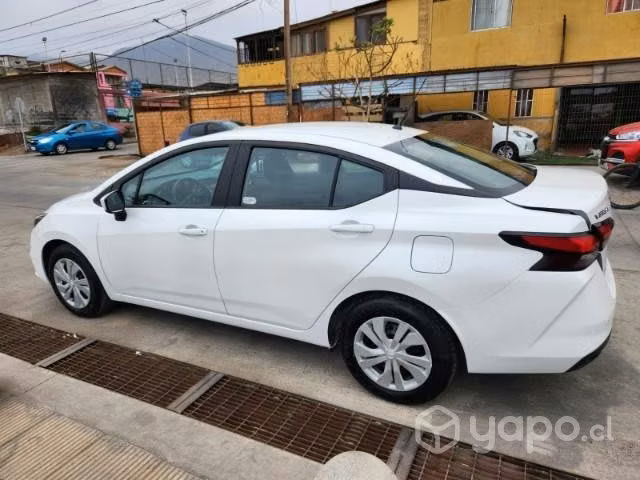 Nissan versa 2021 - Imagen 2