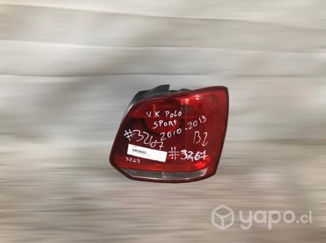 Foco trasero Volkswagen Polo 2010 2013