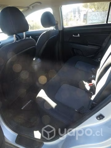 Kia Sportage 2016 perfecto estado - Imagen 4