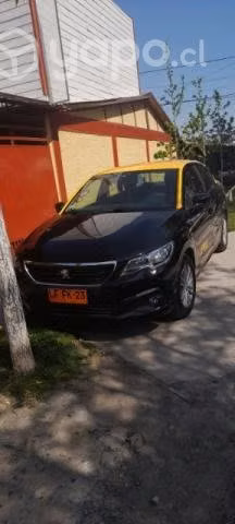PEUGEOT 301 ALLUREl año 2019