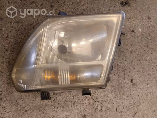Óptico izquierdo LH Nissan Navara