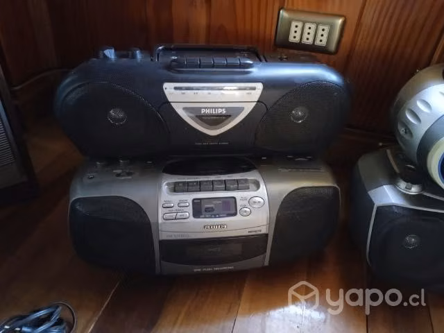 Lote de radios para reparar todas
