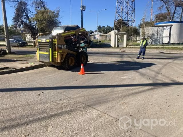 Mini cargador Caterpillar modelo 236 d año 2016