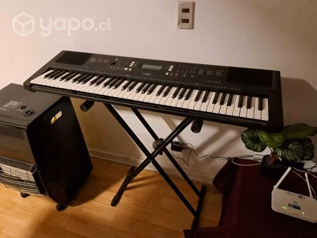 Teclado Yamaha Psr Series Ew300 - 76 Teclas