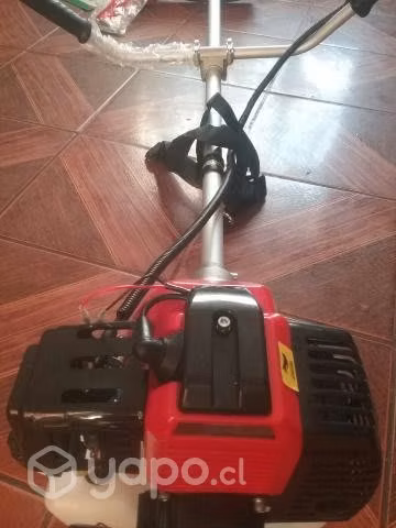 Cortadora de pasto embalada