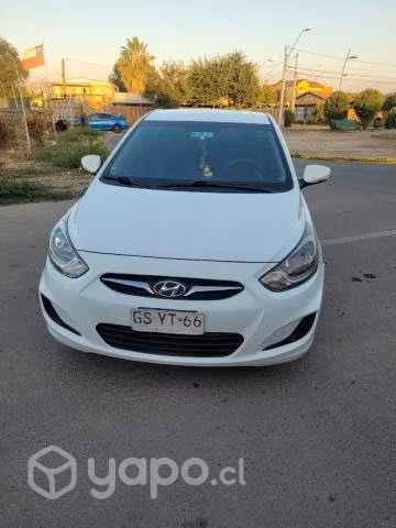 Hyundai accent 2014 - Imagen 4