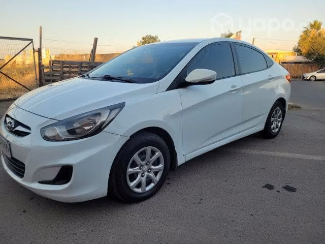 Hyundai accent 2014 - Imagen 3