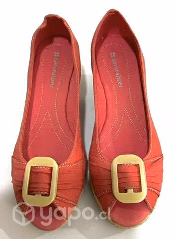 Zapato de Tela Marca Naturalizer N*39 Coral