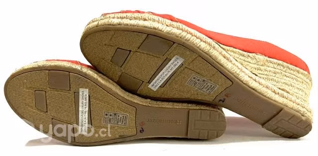 Zapato de Tela Marca Naturalizer N*39 Coral