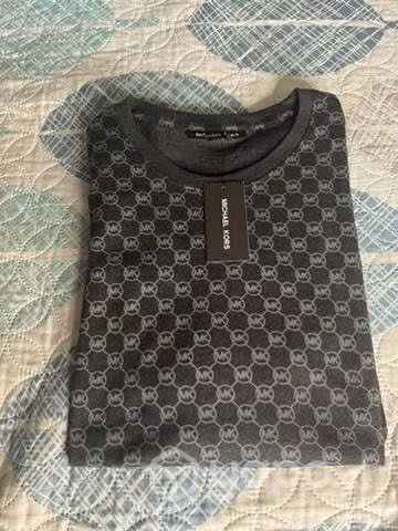 Poleras MK y AX originales - Imagen 4