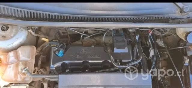 Vendo auto ford fiesta