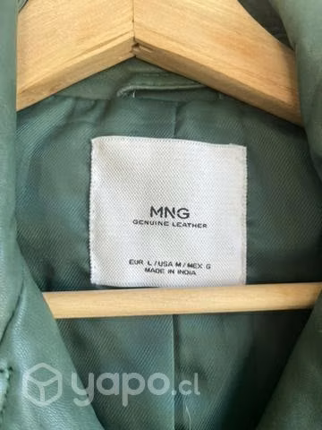 Chaqueta de cuero MANGO talla XS verde