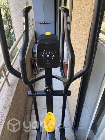 ELÍPTICA 520CASI NUEVA No necesita conexión