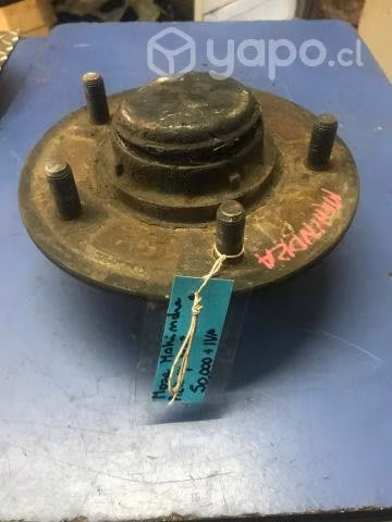 Masa delantera Mahindra