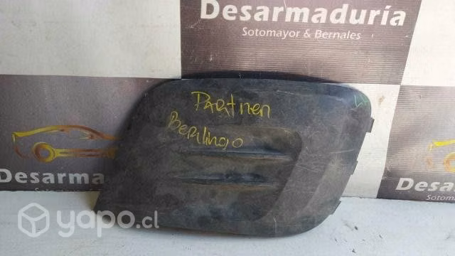 Tapa neblinero Berlingo Lh 2.0
