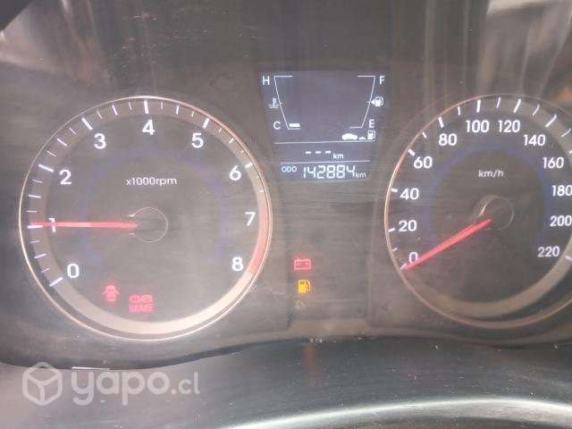 Se vende HYUNDAI ACCENT 2013 - Imagen 3