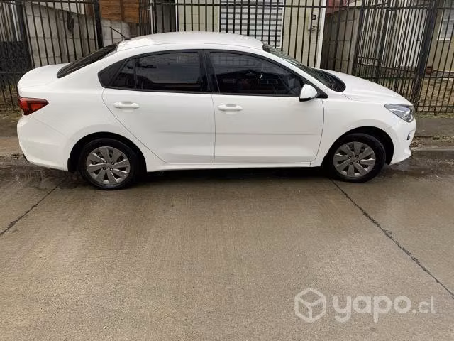 Kia motors rio 2021