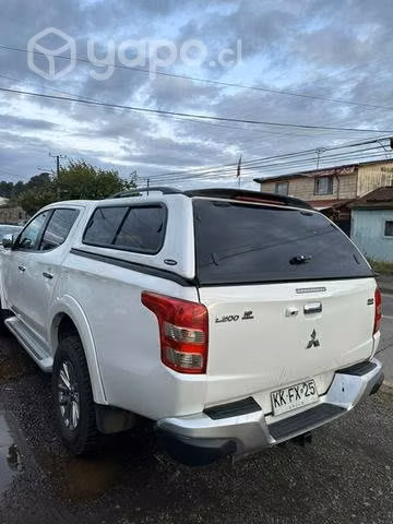 Mitsubishi L200 Dakar HP - Imagen 4