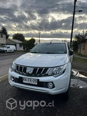 Mitsubishi L200 Dakar HP - Imagen 6