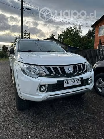 Mitsubishi L200 Dakar HP - Imagen 5