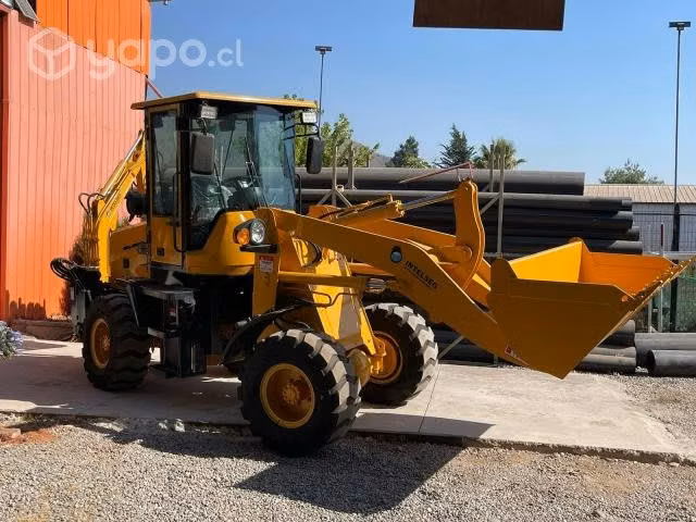Mini Retroexcavadora 3.400kg