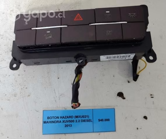 Boton Hazard (MXU021) Mahindra XUV