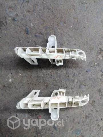 Mensula trasera izquierda subaru xv original