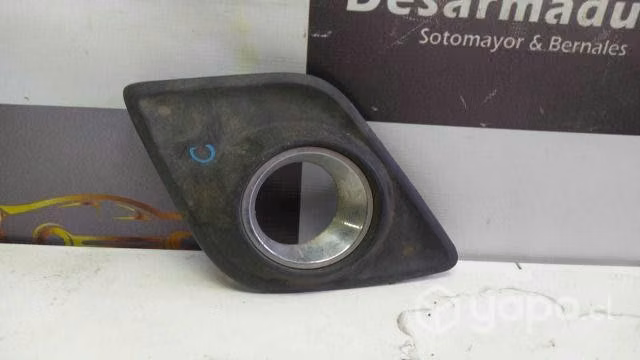 Tapa neblinero Hilux Rh 2.0