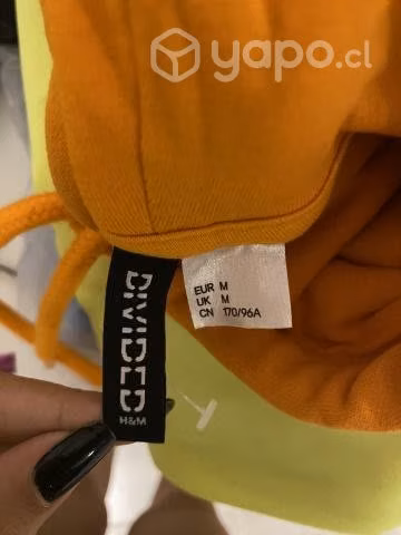 Poleron naranja (nasa) de H&M - Imagen 3