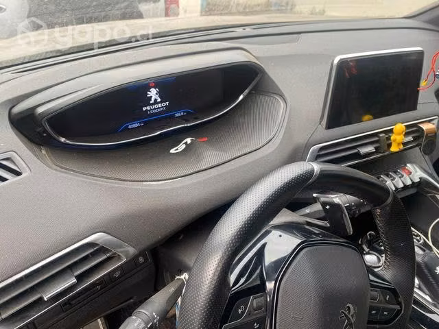 Peugeot 3008 año 2020 - Imagen 2