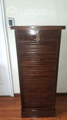 Kardex antiguo con cortina roller