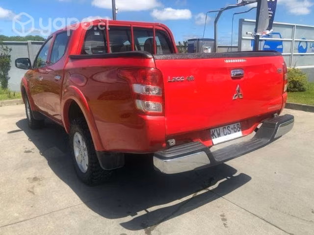 Mitsubishi l200 2019