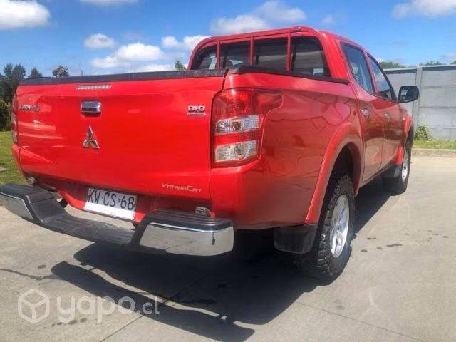 Mitsubishi l200 2019