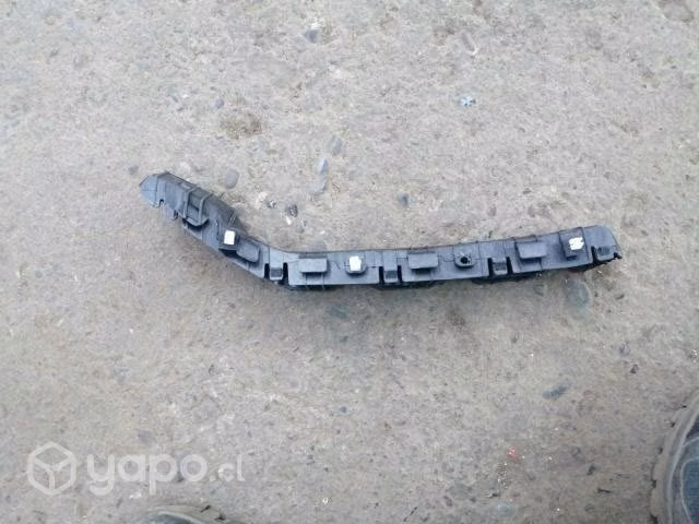 Mensula trasera derecha hyundai eon 11-12 original