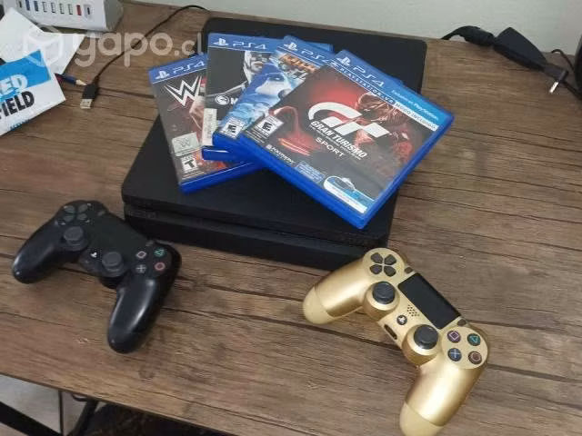 PS4 slim 500gb + 4 Juegos + 2 Dualshock