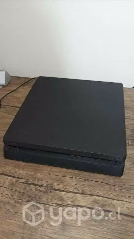 PS4 slim 500gb + 4 Juegos + 2 Dualshock