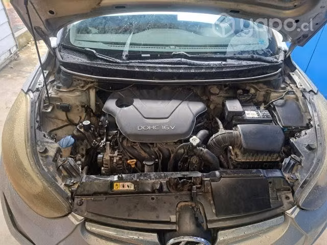 Se vende hyundai elantra 2015