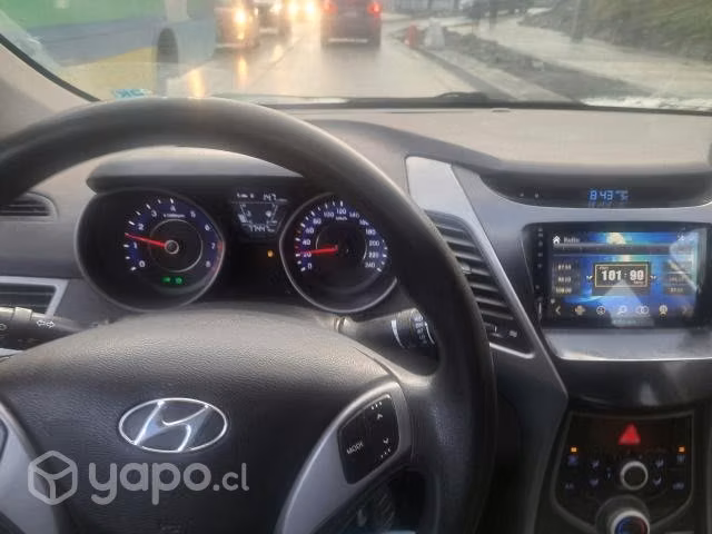 Se vende hyundai elantra 2015