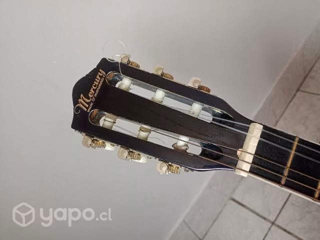 Guitarra clasica Mercury