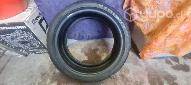 Neumatico 245/35 r18