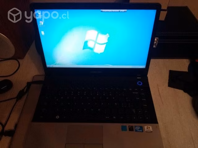Computador Samsung en excelente estado - Imagen 2