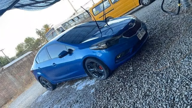 Kia motors cerato 2014 - Imagen 2