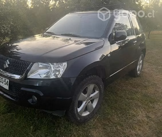 Grand Vitara GLX Sport 4x4 año 2011