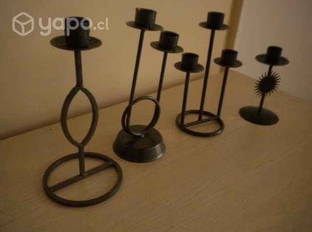 Juego de portavelas de metal, Unicos