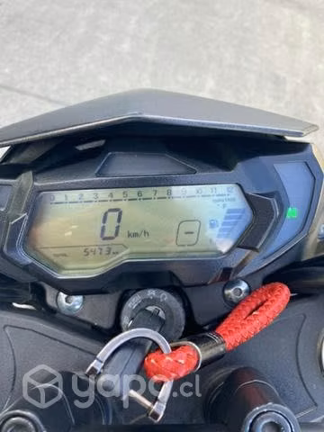 Moto Benelli tnt150